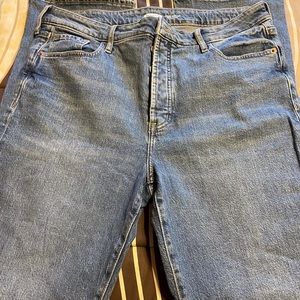 Old navy high rise button fly Kicker boot cut jeans
